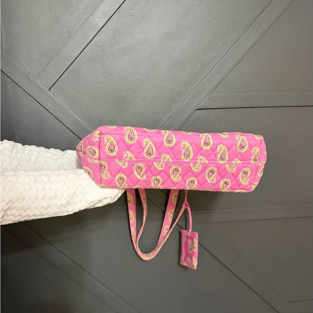 Vera Bradley Bermuda Pink Paisley Medium Bag w/ ID Holder - Picture 3 of 5